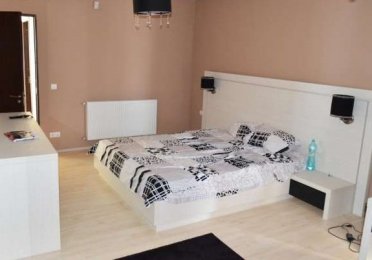 18382657_3_644x461_casa-4-camere-in-zorilor-finisata-modern-case-de-vanzare.jpg