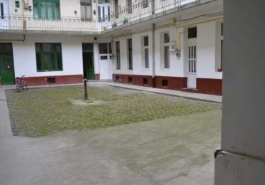 20110765_3_644x461_vand-spatiu-pe-horea-birouri-spatii-comerciale.jpg
