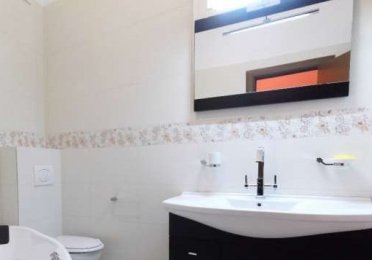 77418930_6_644x461_dau-in-chirie-apartament-cu-2-camere-cartier-buna-ziua-bonjour-.jpg