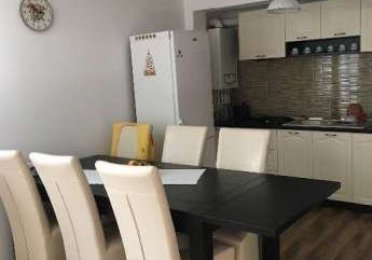 92104354_2_644x461_vand-apartament-demisol-inalt-fotografii.jpg