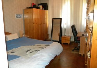 dormitor 1 - 15 mp mic.jpg